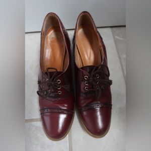 Vintage 40's Women's Brown Lace-Up Heeled Oxfords